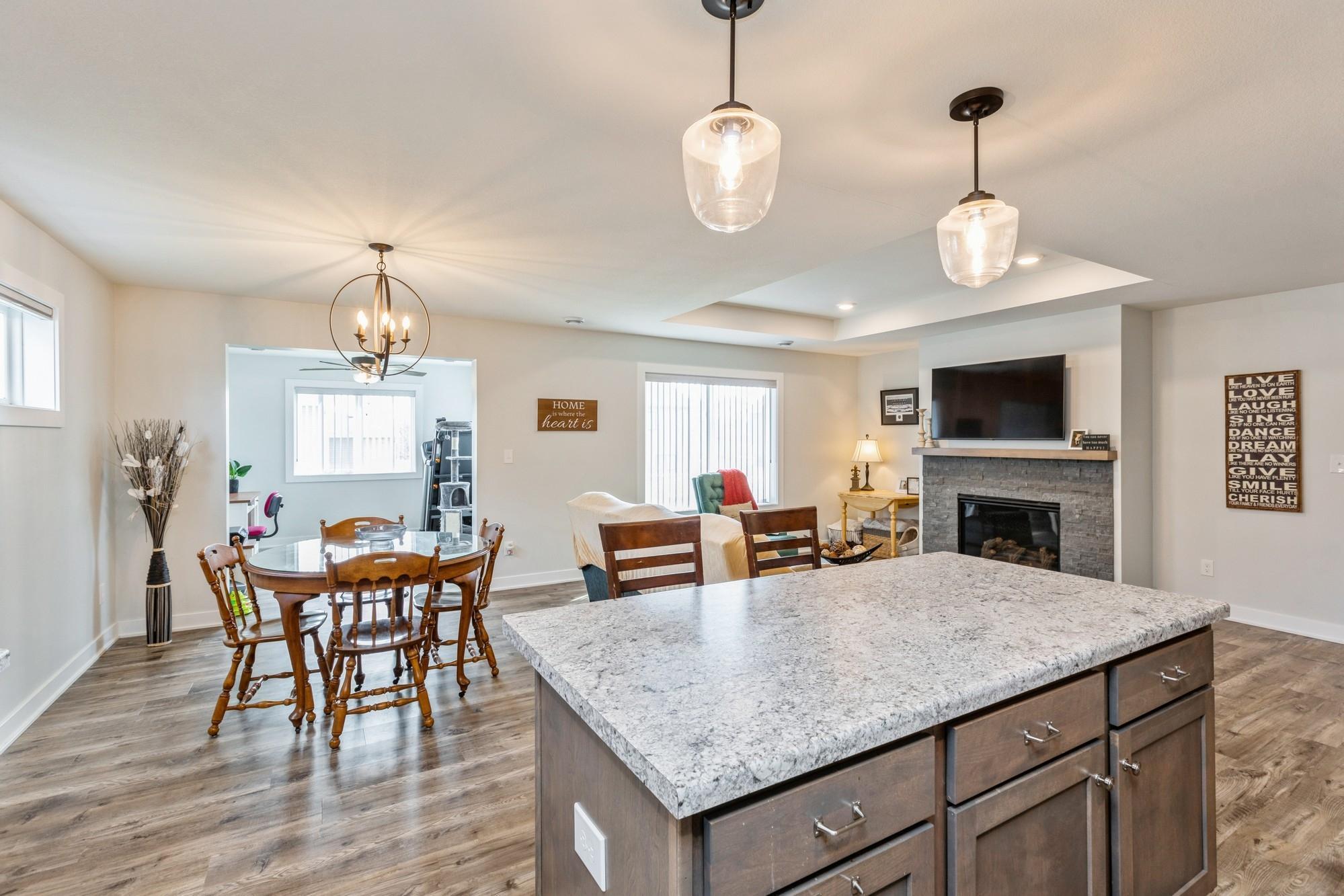 413 Fawn Run Kenyon, MN 55946 - Photo 4 of 28