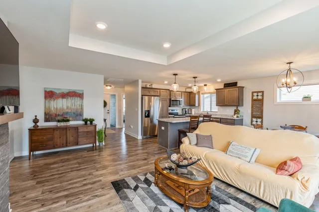 $293,400 | 413 Fawn Run, Kenyon, MN 55946