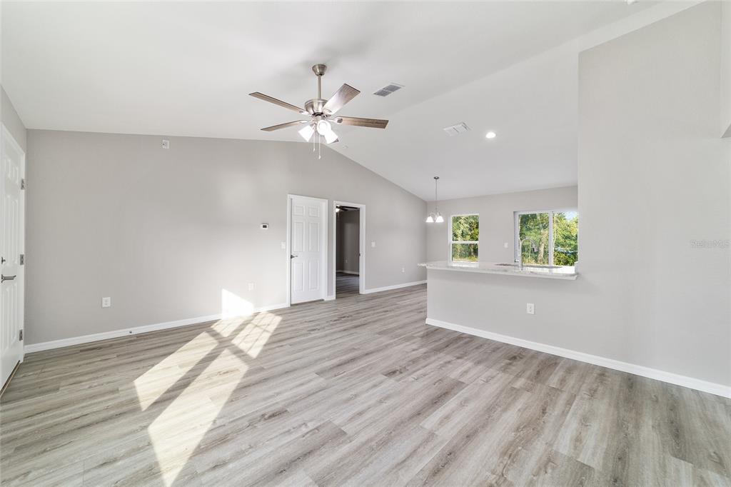 44 Almond Road Ocala, FL 34472 - Photo 9 of 34