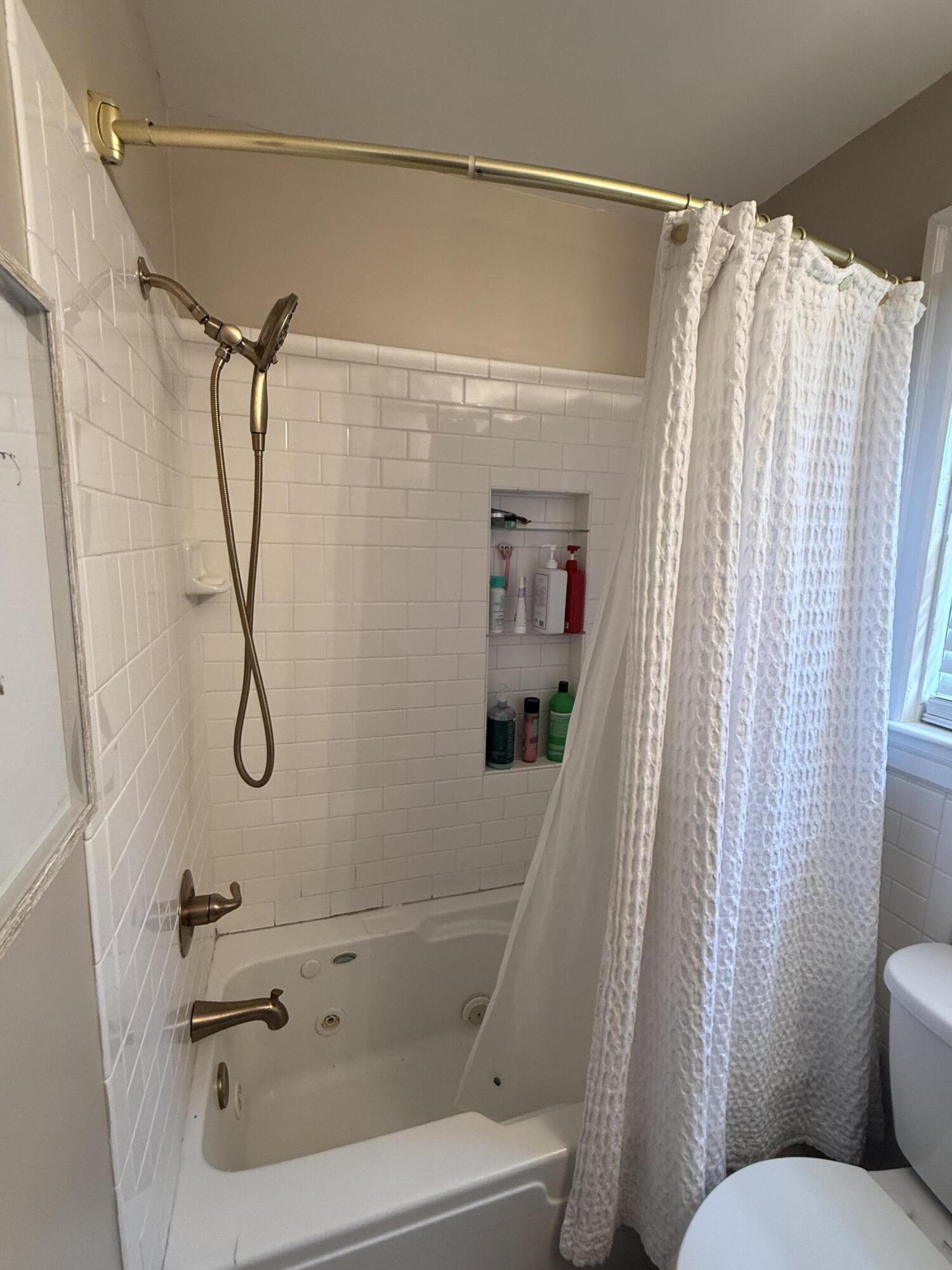 31 Riley Street Sumter, SC 29150 - Photo 49 of 65 bathroom #1