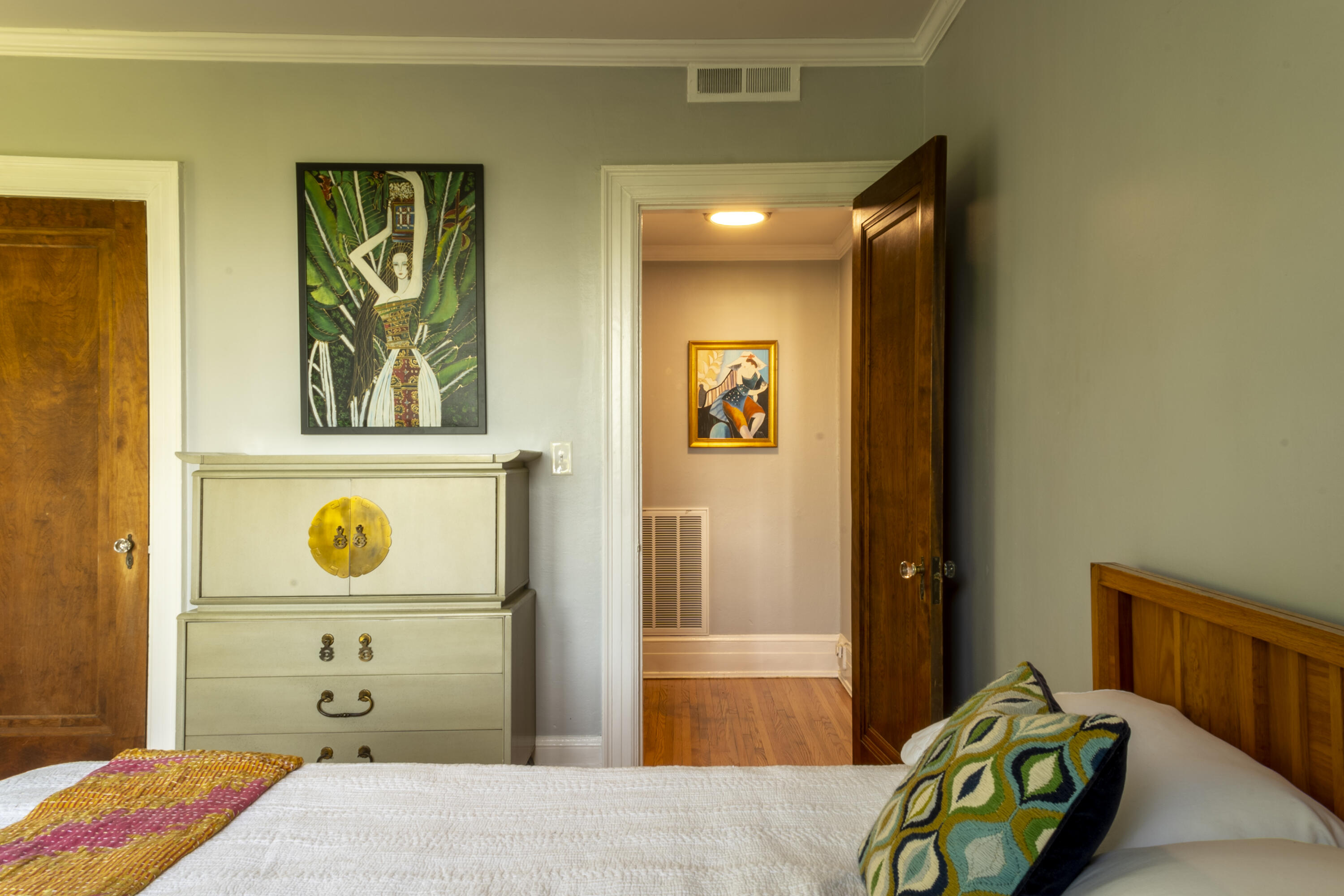 190 North Crest Road, Unit 10 Chattanooga, TN 37404 - Photo 10 of 26 Bedroom