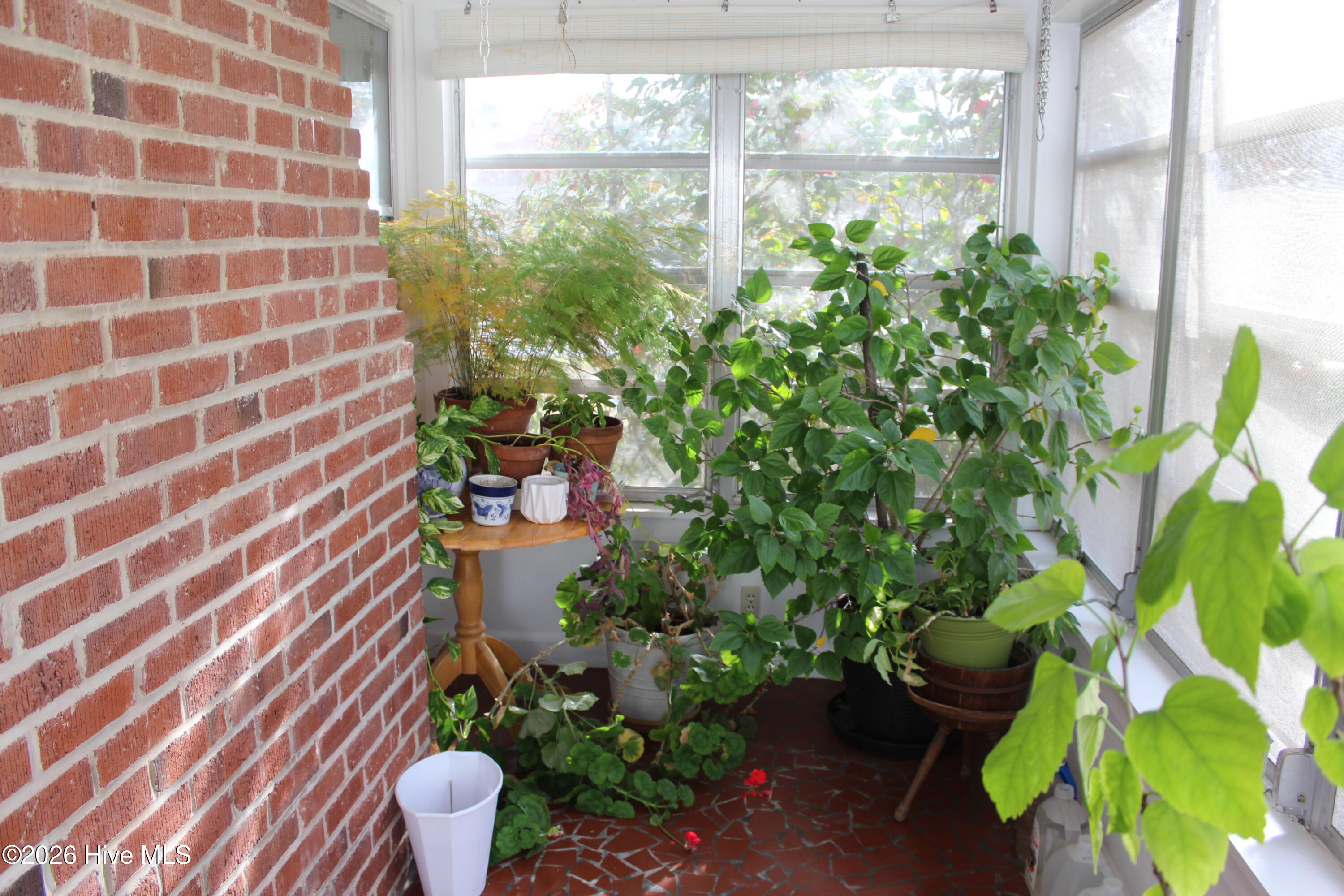 167 Lake Road Newport, NC 28570 - Photo 16 of 36 Inside of Sunroom