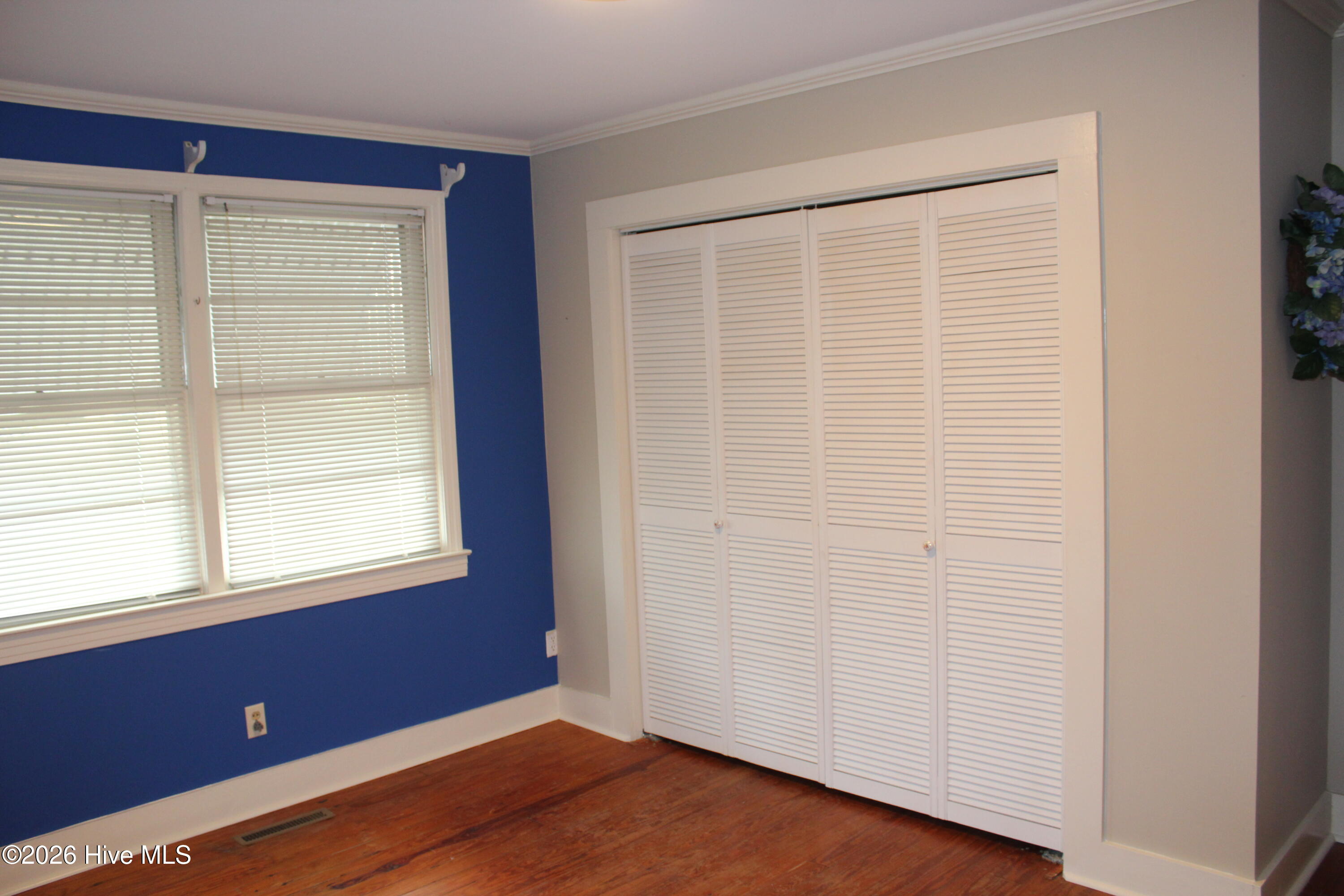 167 Lake Road Newport, NC 28570 - Photo 21 of 36 Bedroom 1 Closet