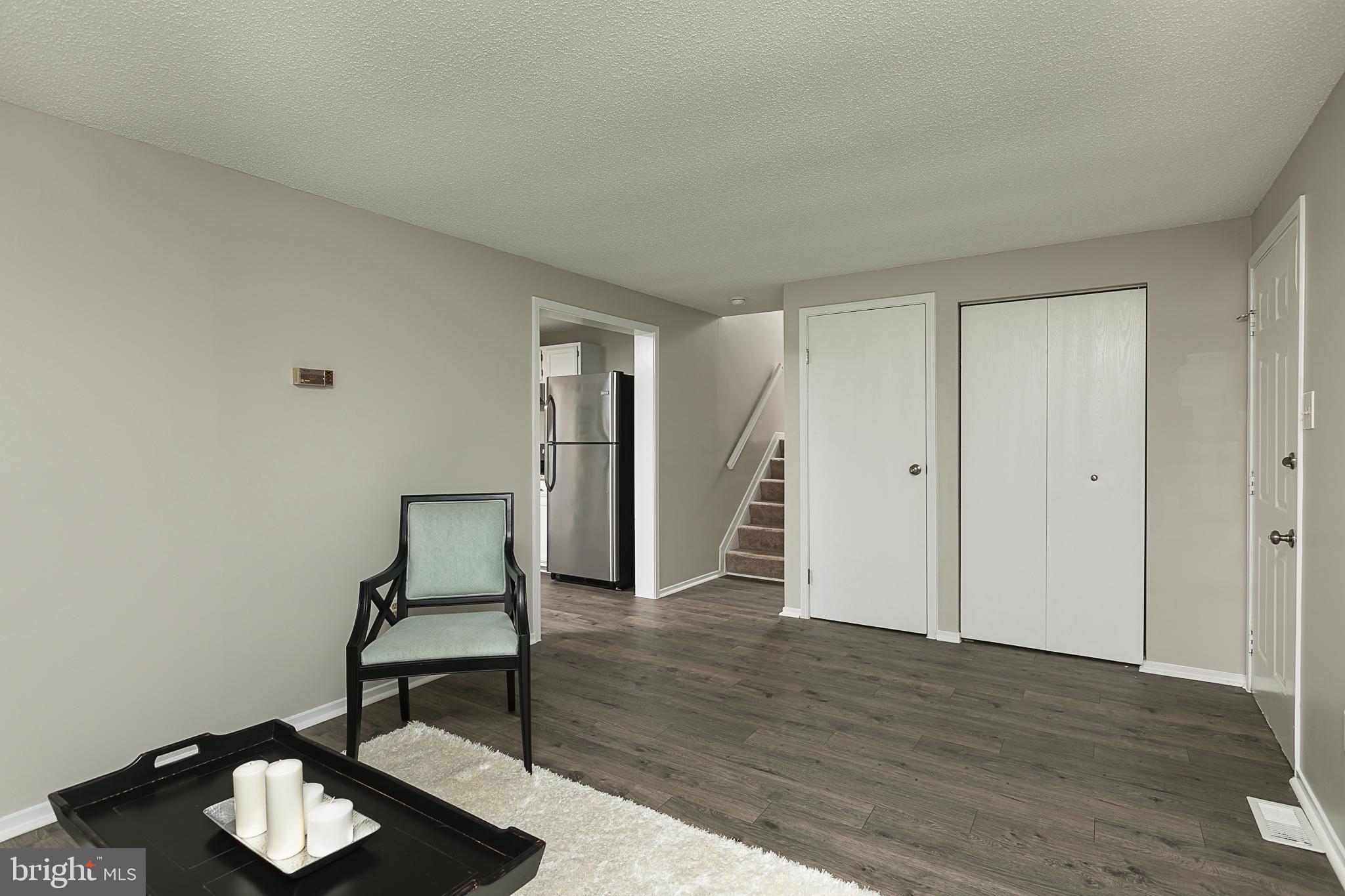 6645 Hunter Road Elkridge, MD 21075 - Photo 5 of 24 Freshly Painted throughout