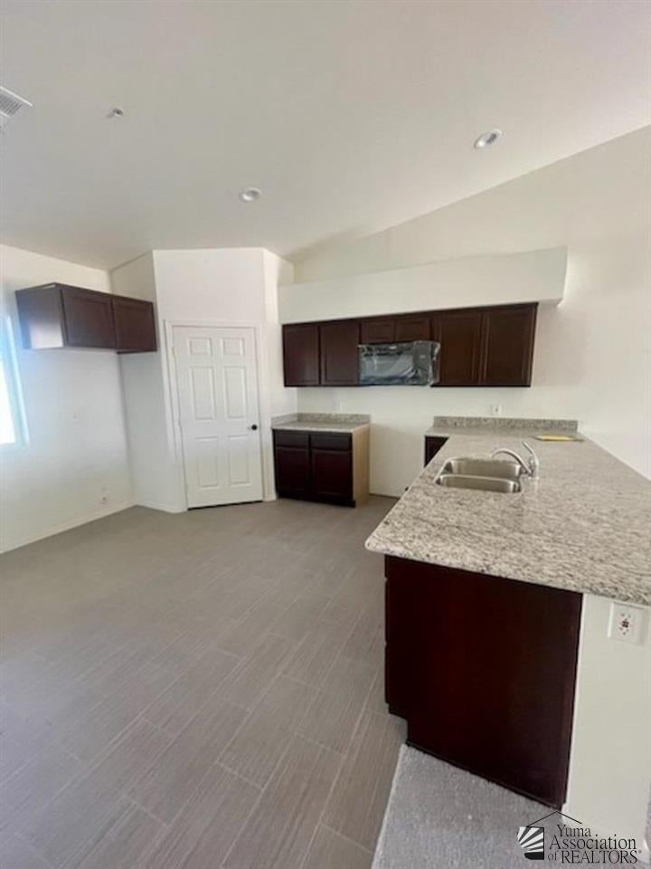 7398 East 36th Road Yuma, AZ 85365 - Photo 2 of 12 Gallery Image 2