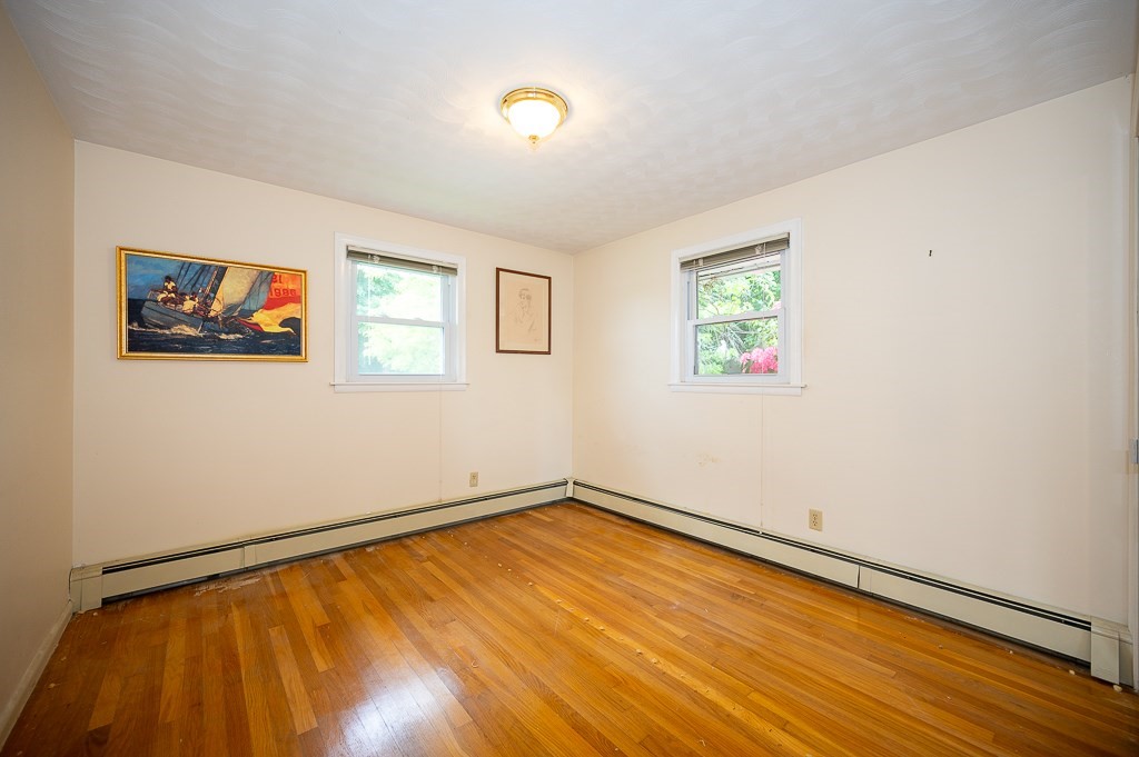 27 Chevy Chase Road Worcester, MA 01606 - Photo 15 of 29