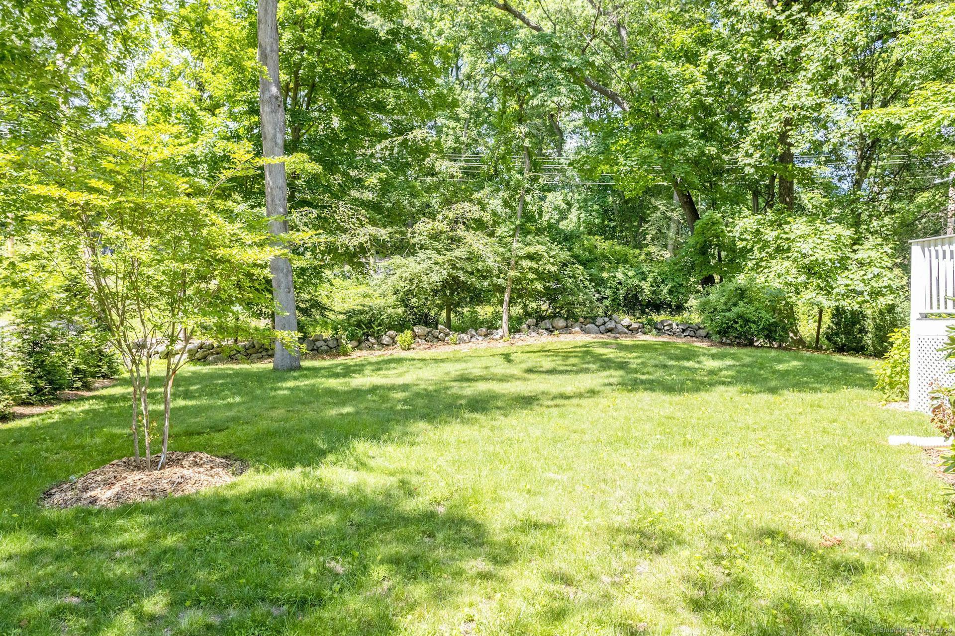 5 Wakerobin Road Norwalk, CT 06851 - Photo 23 of 27 Park-like backyard