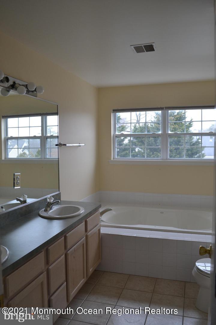 325 Leeward Road Manahawkin, NJ 08050 - Photo 22 of 35 22