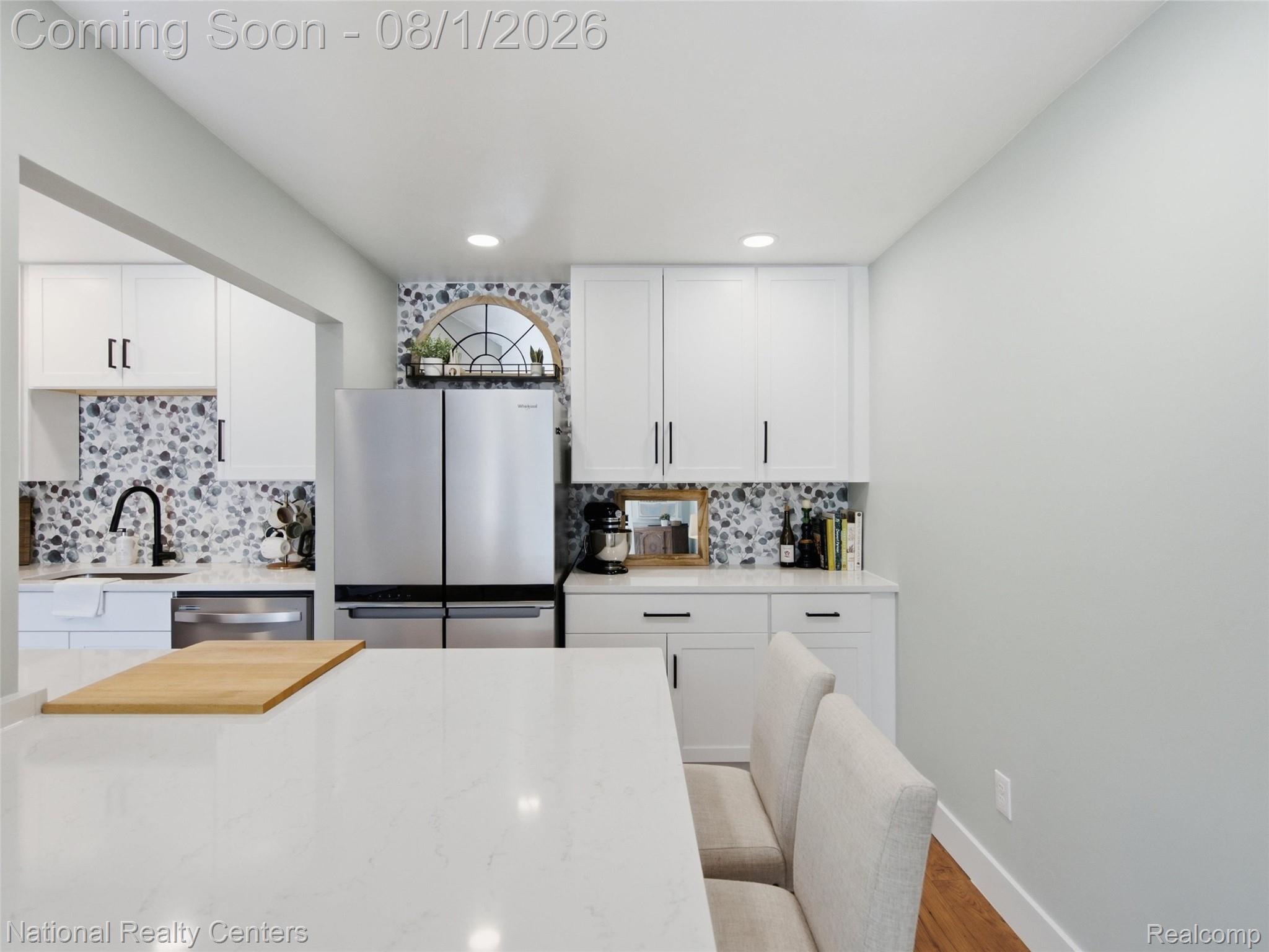 4909 Crooks Road, Unit C11 Royal Oak, MI 48073 - Photo 8 of 27 09-DSC09743.jpg