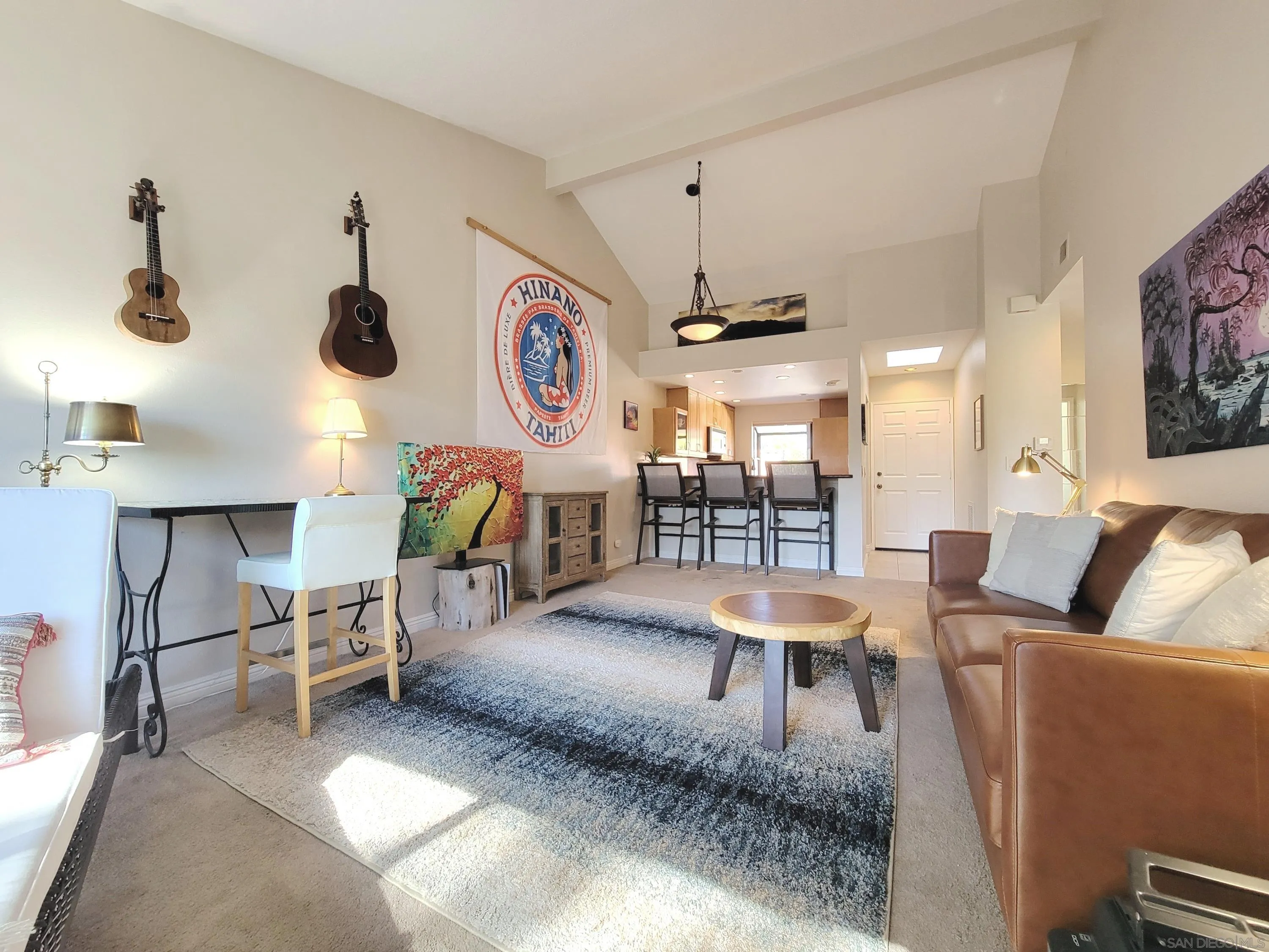 116 South Darien Drive Encinitas, CA 92024 - Photo 13 of 27 a living room with furniture and kitchen view