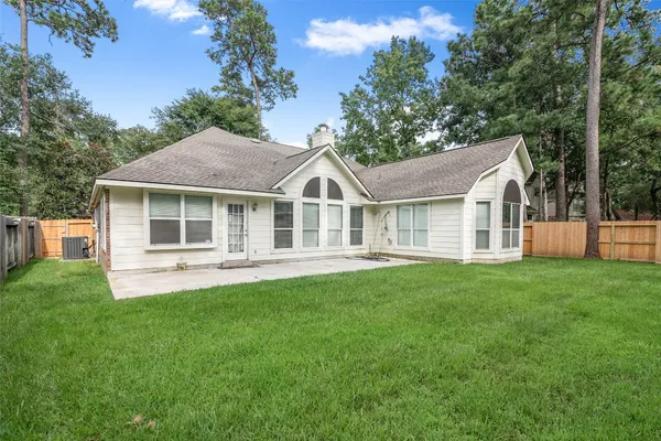 $2,800 | 95 East Whistlers Bend Circle, The Woodlands, TX 77384