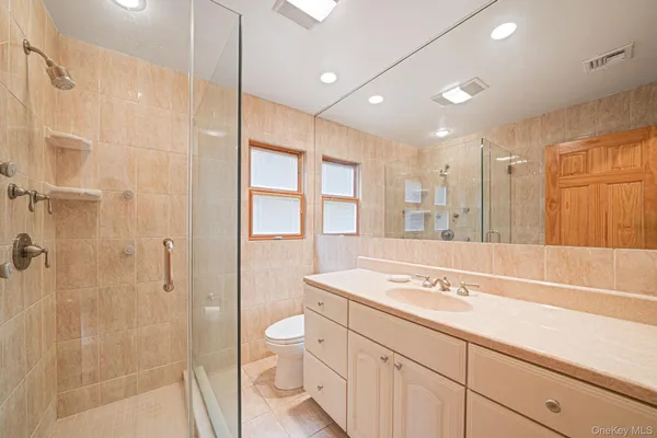 $724,999 | 1760 Slocum Street, Hewlett, NY 11557