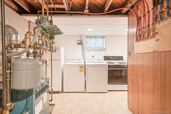 $724,999 | 1760 Slocum Street, Hewlett, NY 11557