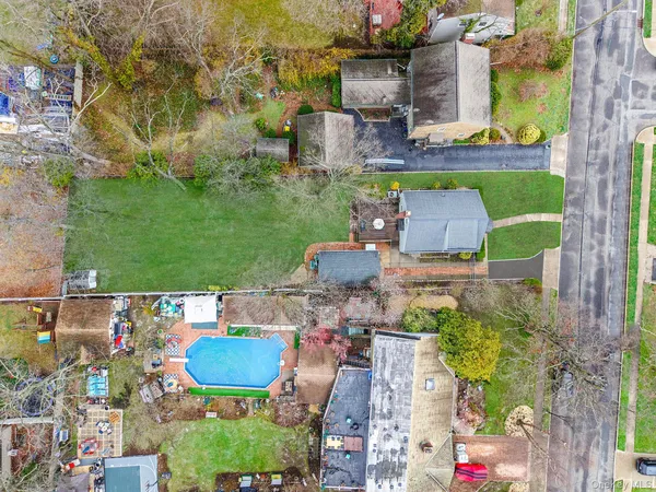 $724,999 | 1760 Slocum Street, Hewlett, NY 11557