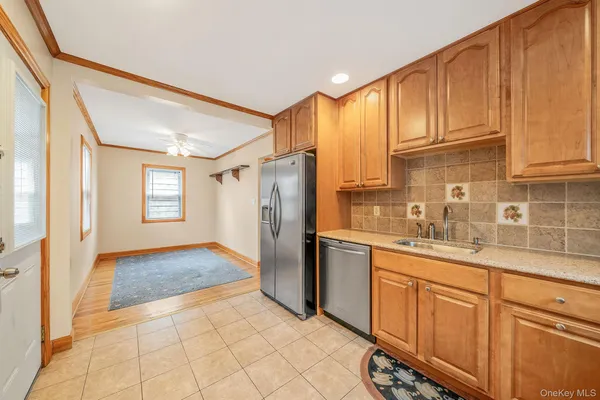 $724,999 | 1760 Slocum Street, Hewlett, NY 11557