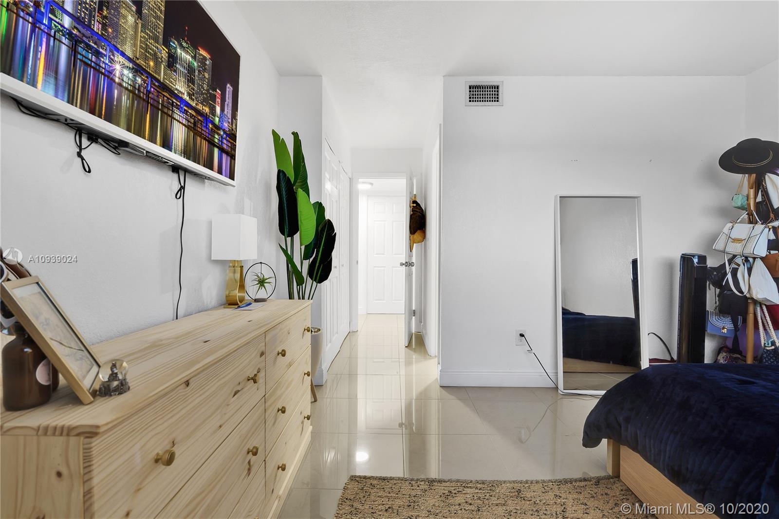 5701 West 28th Avenue, Unit 5701 Hialeah, FL 33016 - Photo 13 of 28