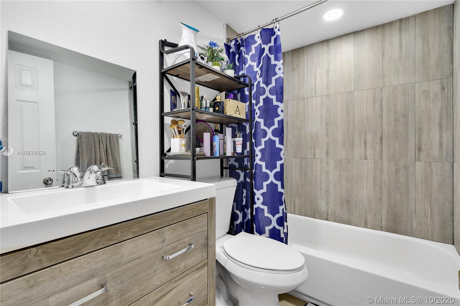 5701 West 28th Avenue, Unit 5701 Hialeah, FL 33016 - Photo 14 of 28