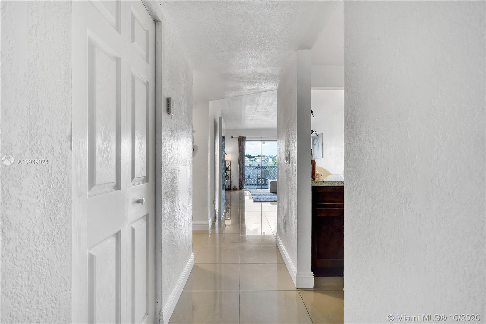 5701 West 28th Avenue, Unit 5701 Hialeah, FL 33016 - Photo 4 of 28