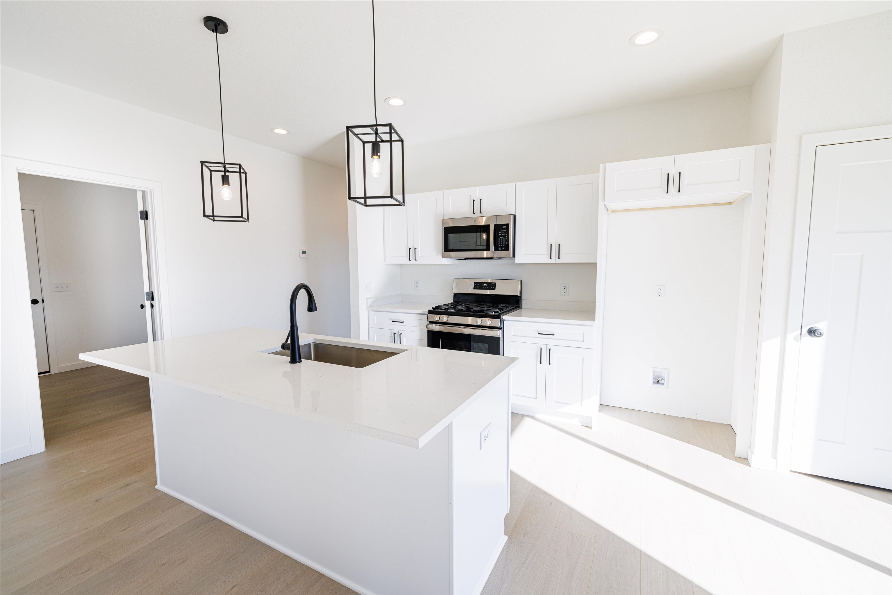 1702 Kyle Beloit, WI 53511 - Photo 10 of 23