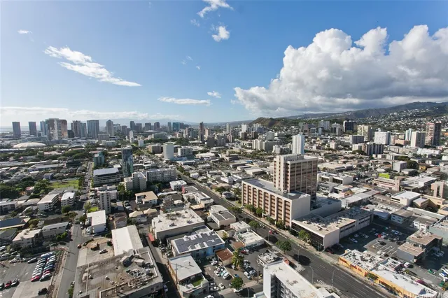 $4,300 | 1515 Liona Street, Unit 3516, Honolulu, HI 96814