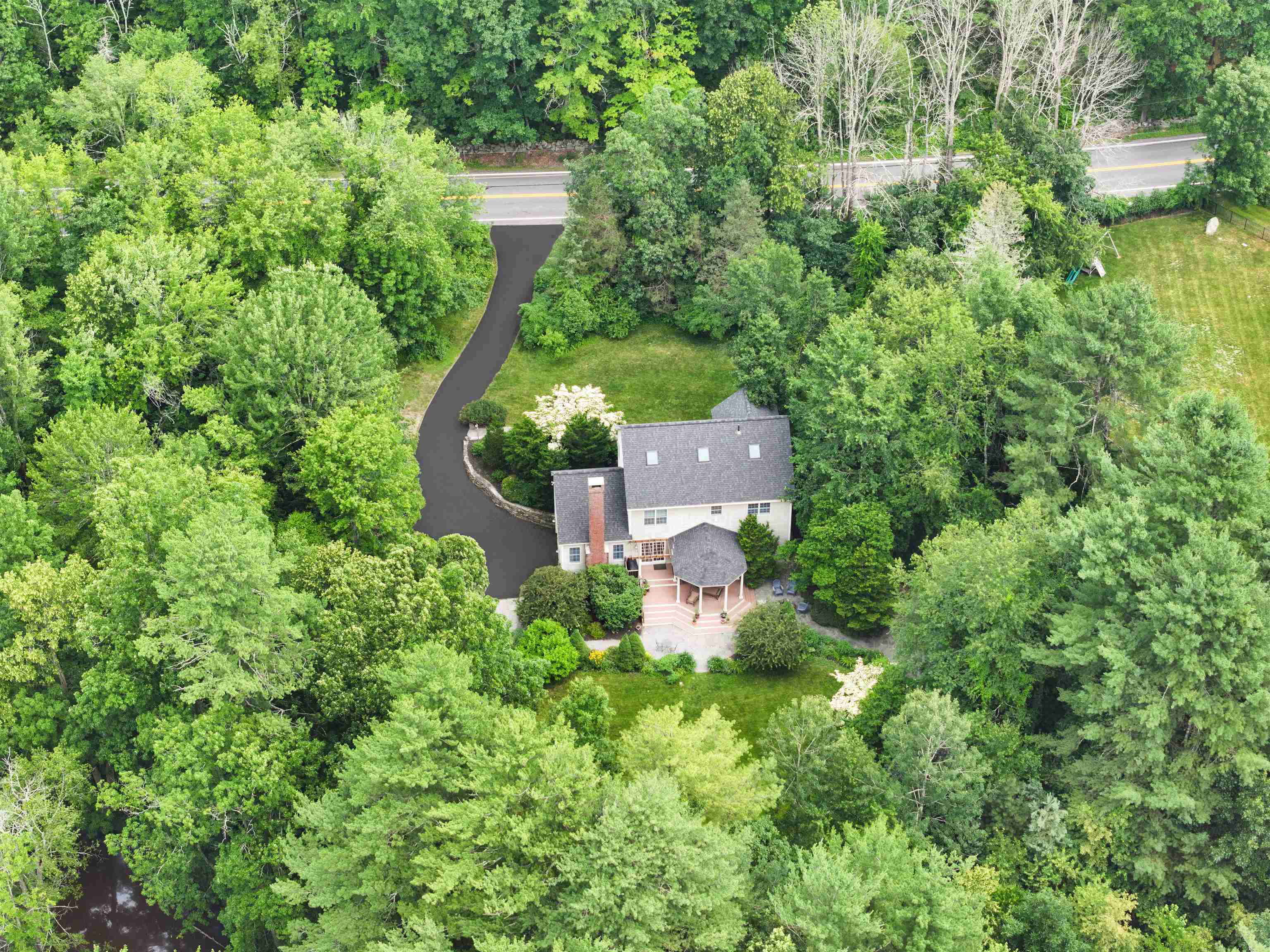 221 Piscassic Road Newfields, NH 03856 - Photo 5 of 59