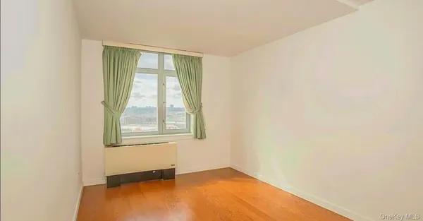 $3,380 | 40-28 College Point Boulevard, Unit 810 | Flushing