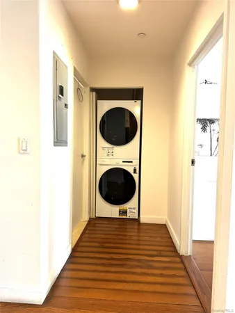 $3,380 | 40-28 College Point Boulevard, Unit 810 | Flushing