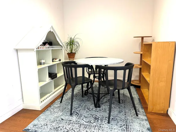 $3,380 | 40-28 College Point Boulevard, Unit 810 | Flushing