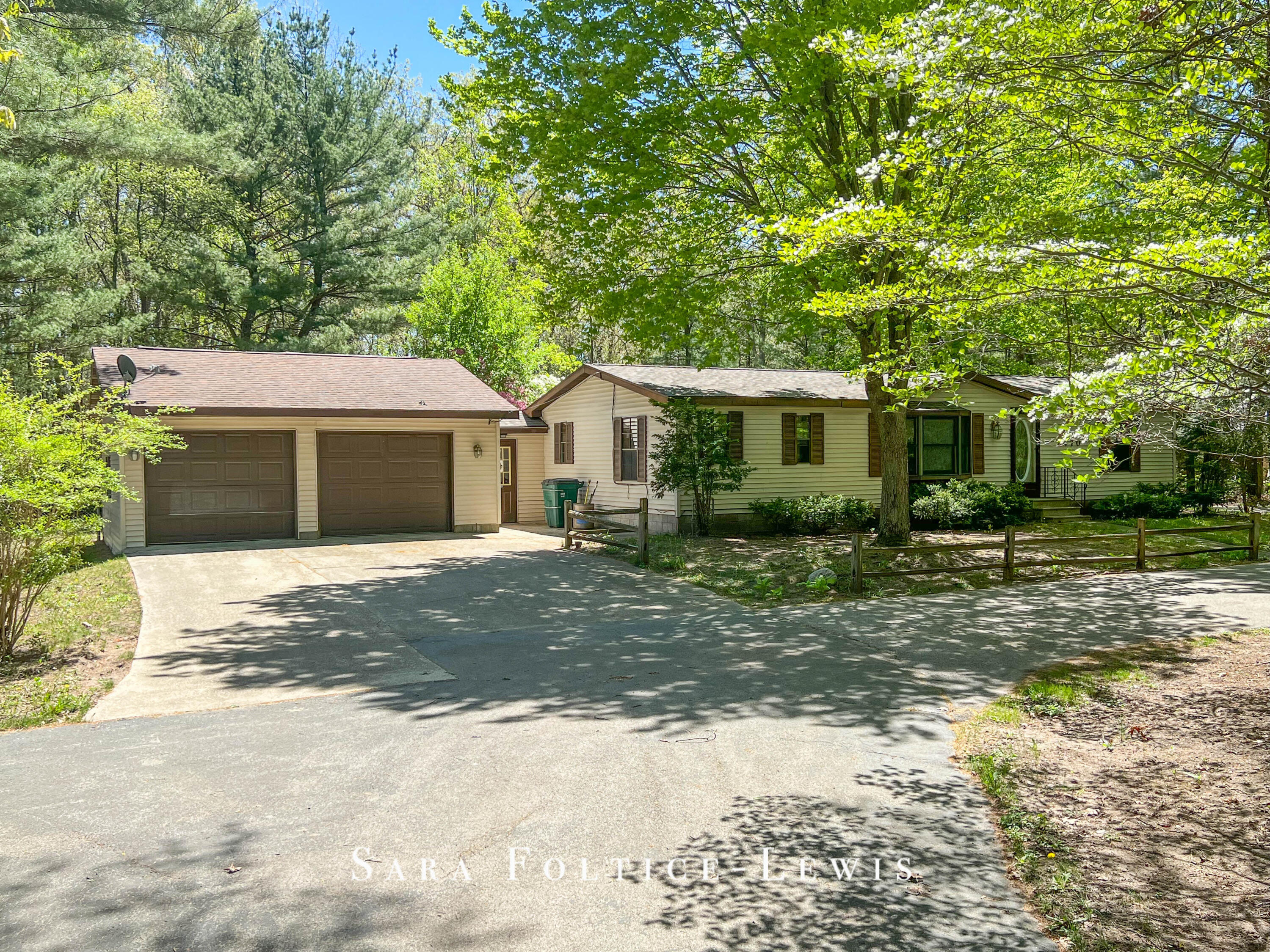 2470 Pillon Road Twin Lake, MI 49457 - Photo 3 of 38 IMG_8217