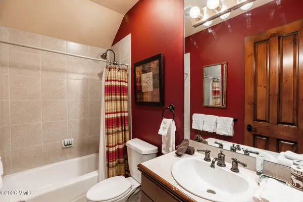 $2,950,000 | 593 Sawatch Drive, Unit PH2, Edwards, CO 81632