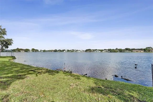 $6,000 | 10225 Southwest 20th Street, Unit 102225, Davie, FL 33324