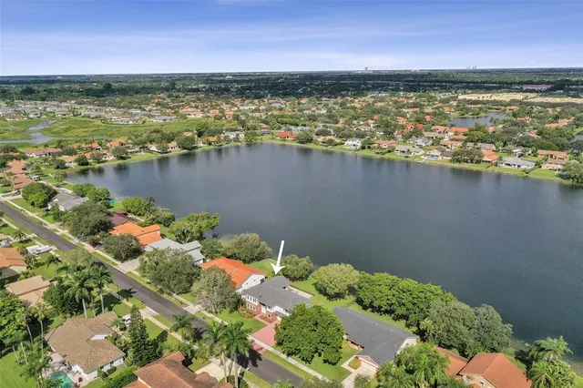 $6,000 | 10225 Southwest 20th Street, Unit 102225, Davie, FL 33324