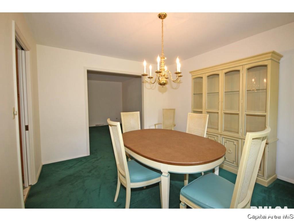 2304 Sylvan Road Springfield, IL 62704 - Photo 13 of 36 Gallery Image 13