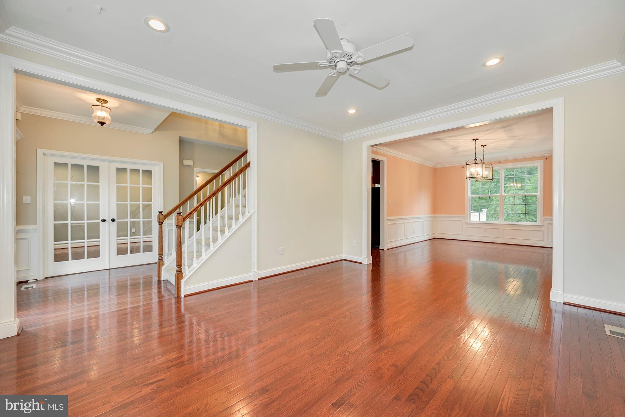618 Lumberton Road Hainesport, NJ 08036 - Photo 8 of 36 Living Room