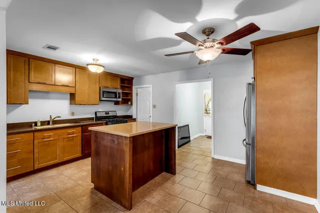 $239,900 | 7650 Lexington Drive, Biloxi, MS 39532