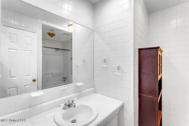 $239,900 | 7650 Lexington Drive, Biloxi, MS 39532