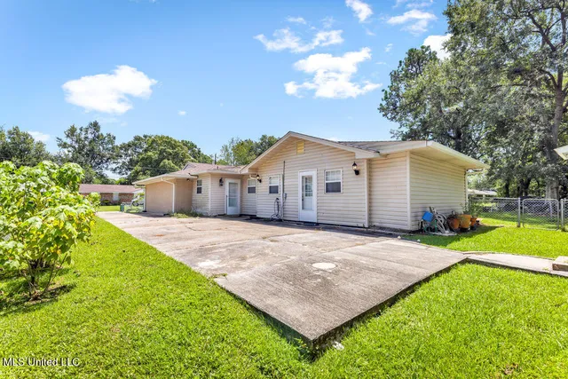 $239,900 | 7650 Lexington Drive, Biloxi, MS 39532