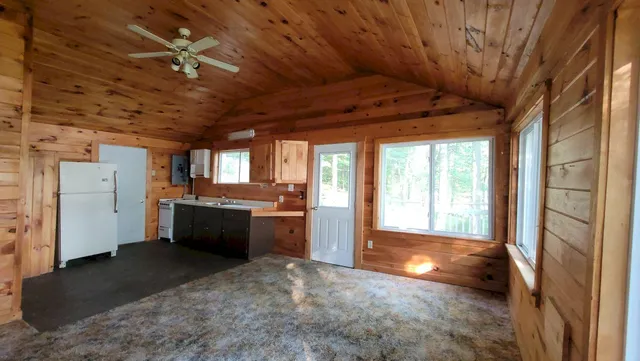 $289,000 | 7-9 Crane Lane, Madison, ME 04950