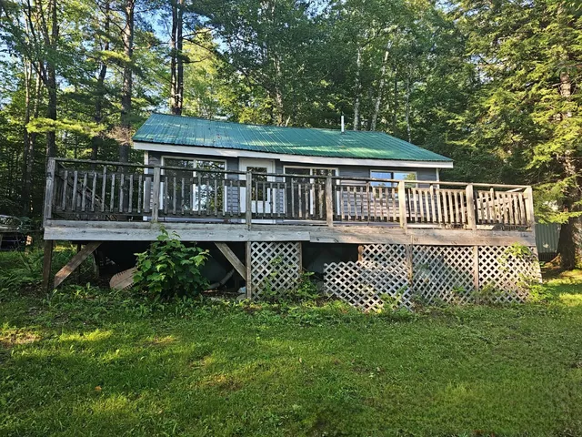 $289,000 | 7-9 Crane Lane, Madison, ME 04950