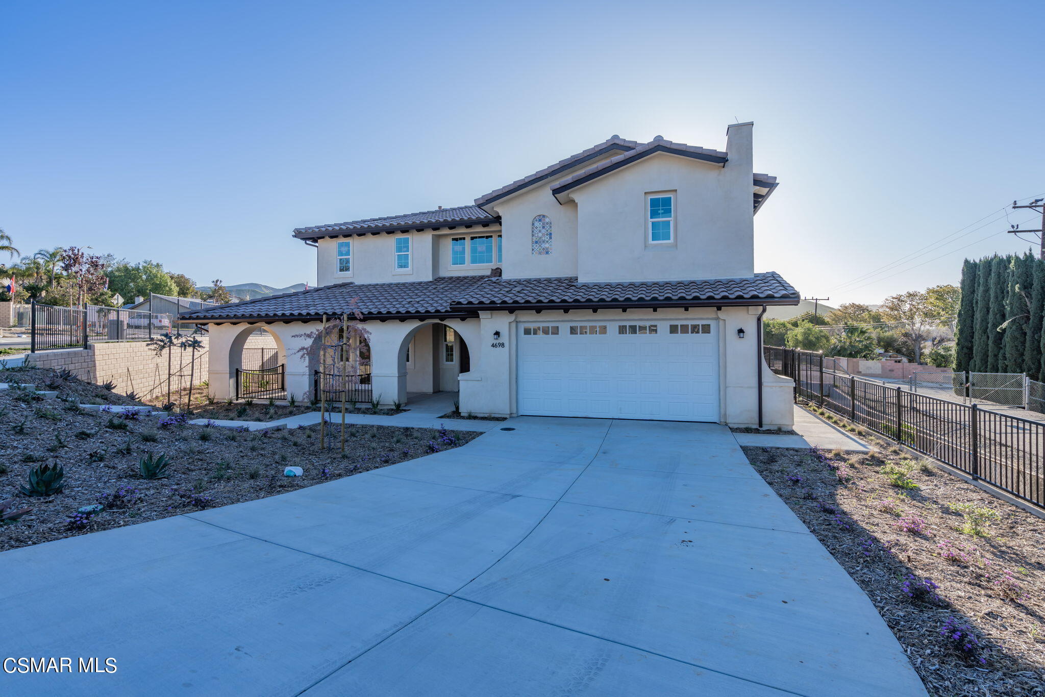 4659 Summit Avenue Simi Valley, CA 93063 - Photo 4 of 28 3-web-or-mls-_CK12778