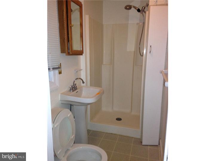 660 Holland Road Southampton, PA 18966 - Photo 14 of 21 Bathroom