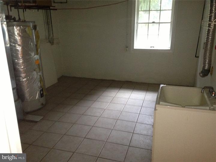 660 Holland Road Southampton, PA 18966 - Photo 21 of 21 Laundry Room