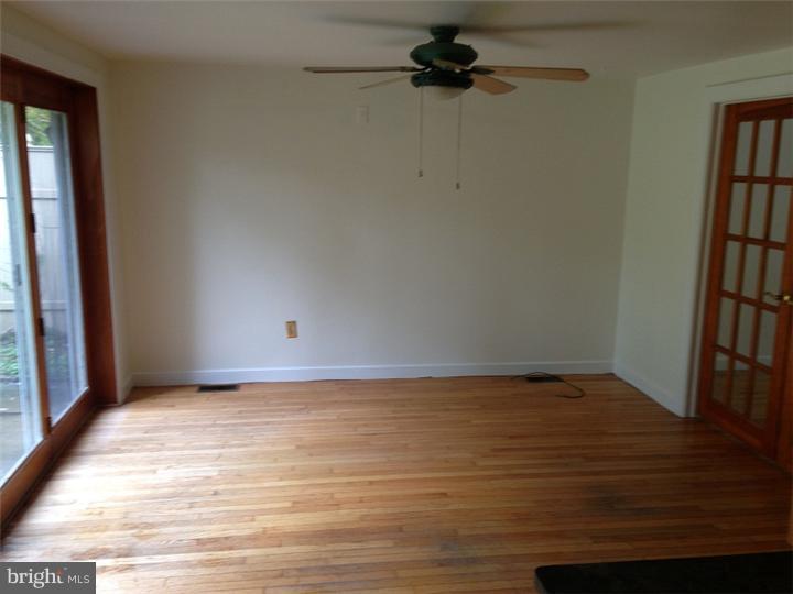 660 Holland Road Southampton, PA 18966 - Photo 9 of 21 Dining Room