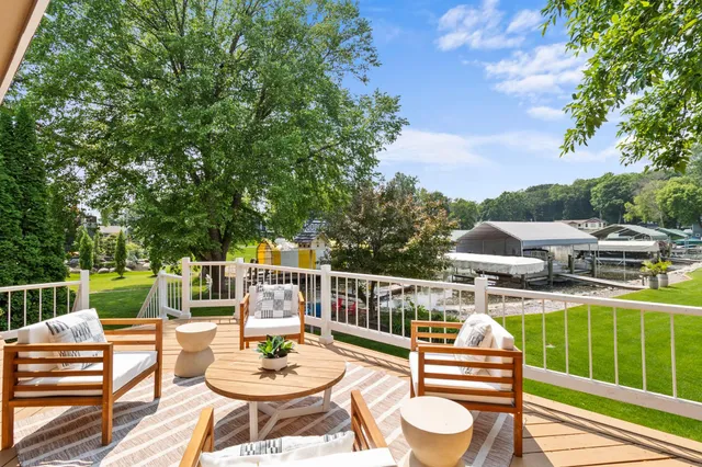 $700,000 | 1701 Baywood Lane, Mound, MN 55364