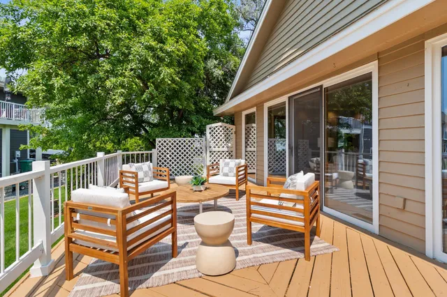 $700,000 | 1701 Baywood Lane, Mound, MN 55364