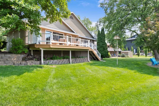 $700,000 | 1701 Baywood Lane, Mound, MN 55364