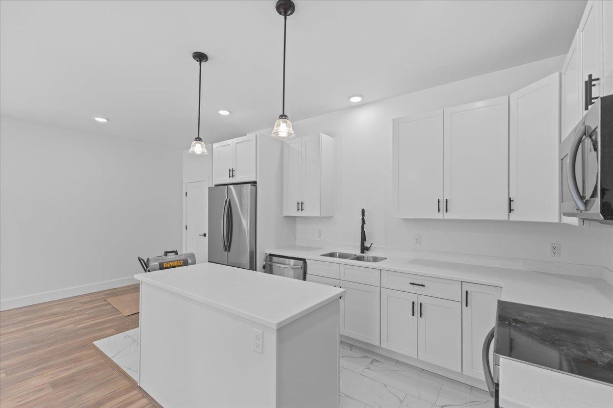 208 Dale Road Burlington, VT 05408 - Photo 11 of 75