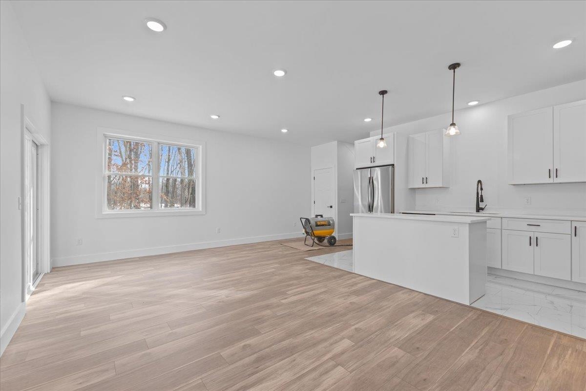 208 Dale Road Burlington, VT 05408 - Photo 16 of 46