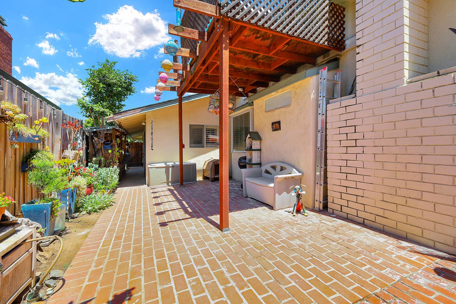 1213 Gary Way Carmichael, CA 95608 - Photo 46 of 51