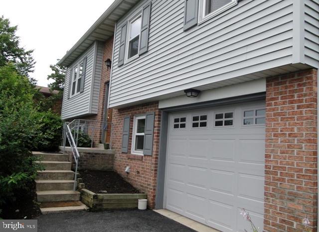 640 West Church Road Ephrata, PA 17522 - Photo 5 of 36